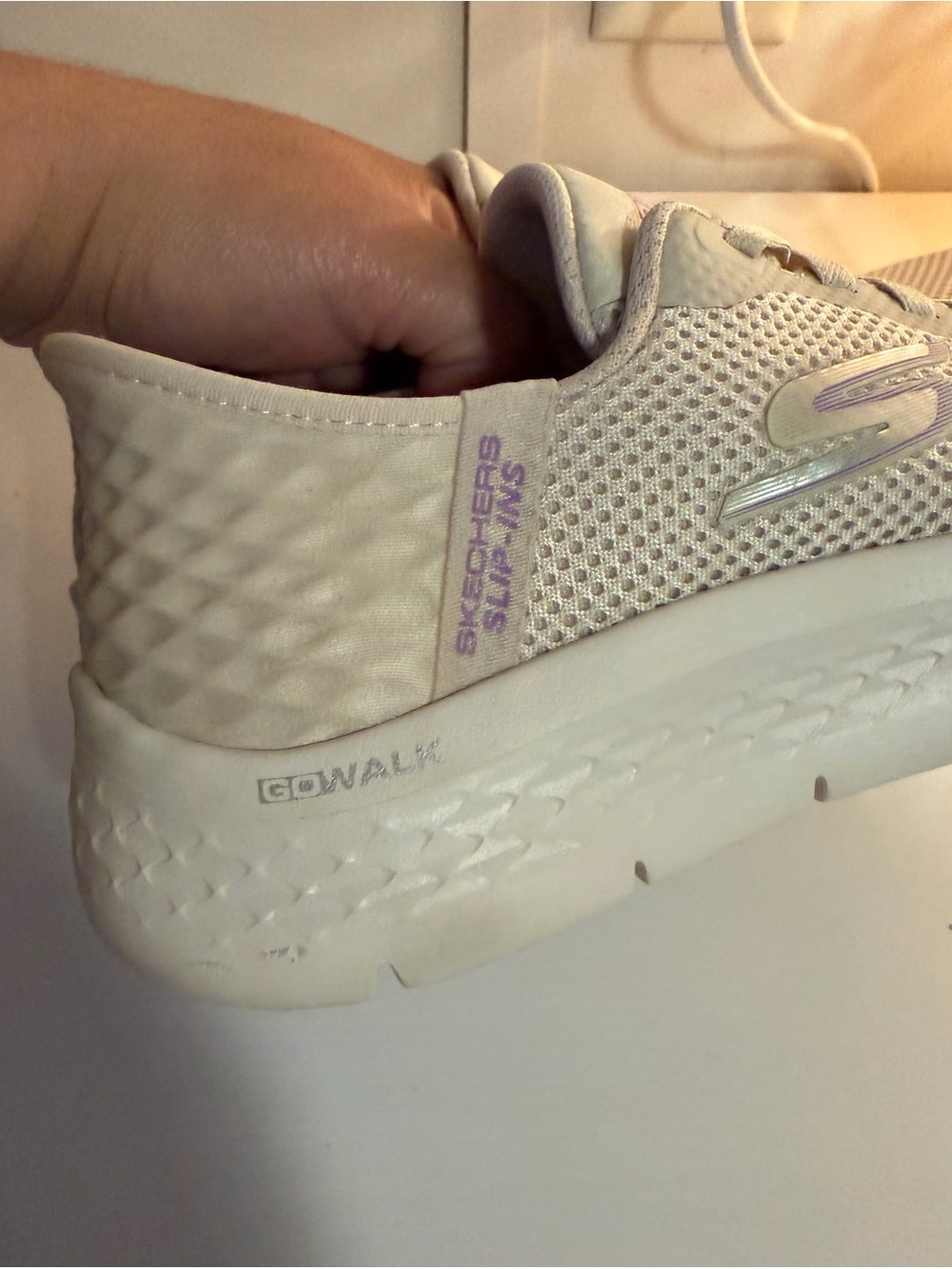 Skechers Mesh Walking Sneakers in Light Gray with Lilac Details - Picture 6 of 7